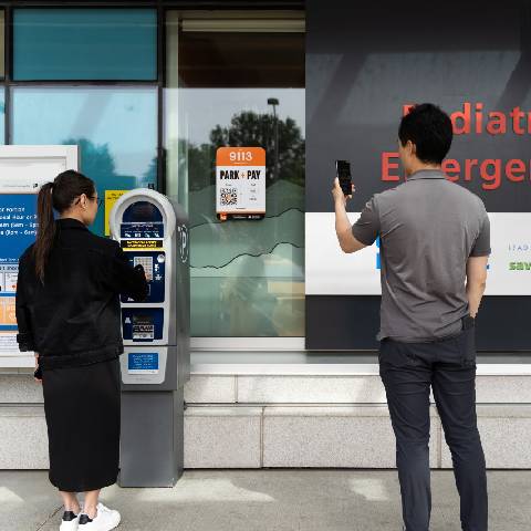 سیستم‌های پرداخت الکترونیکی در پارکینگ